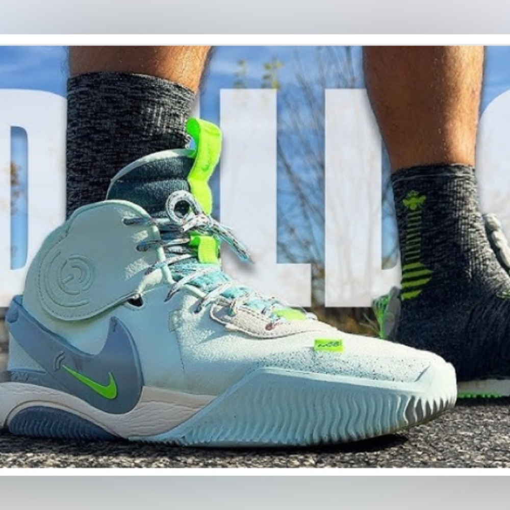 Nike Air Deldon Grey/Blue and Neon Green Sneakers more pictures to fallow…